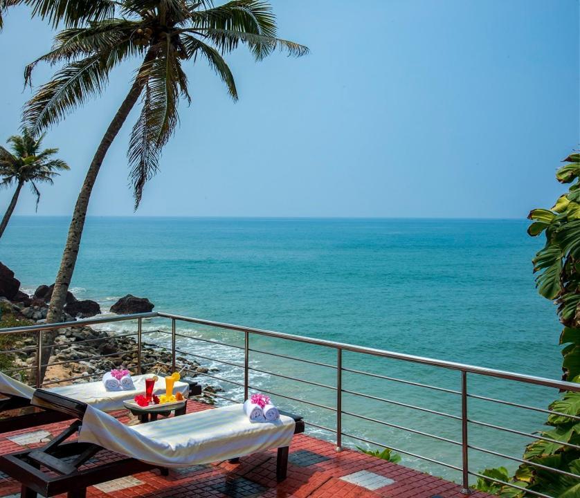 Krishnatheeram Ayur Holy Beach Resorts Varkala Eksteriør bilde